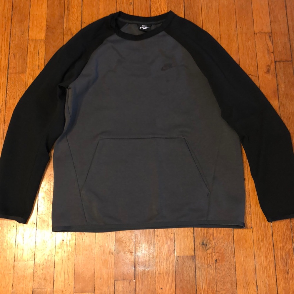 Men’s Nike Sweatshirt